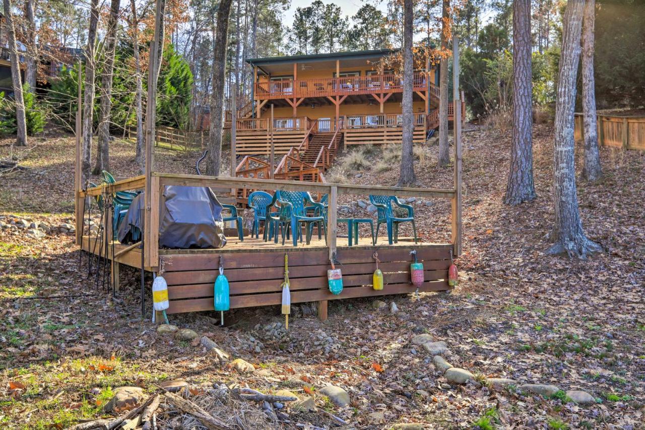 Lakefront Sparta Cottage With Decks And Boat Dock Exterior foto